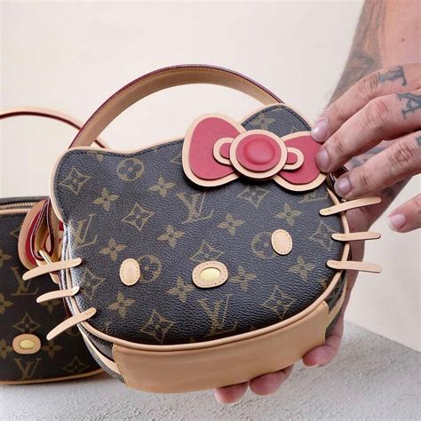 lv hello kitty.